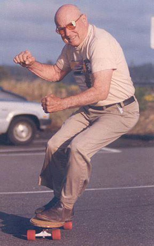 Kakek-Kakek Antimainstream